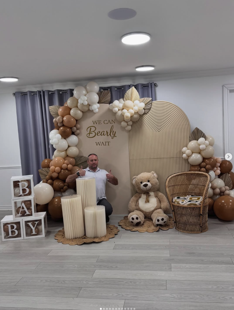 Neutral teddy bear baby shower backdrop